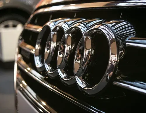 Audi windshield repair & replacement in Atlanta, GA
