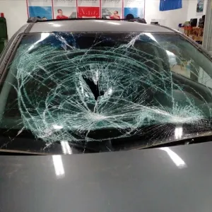 shattered auto glass repair atlanta