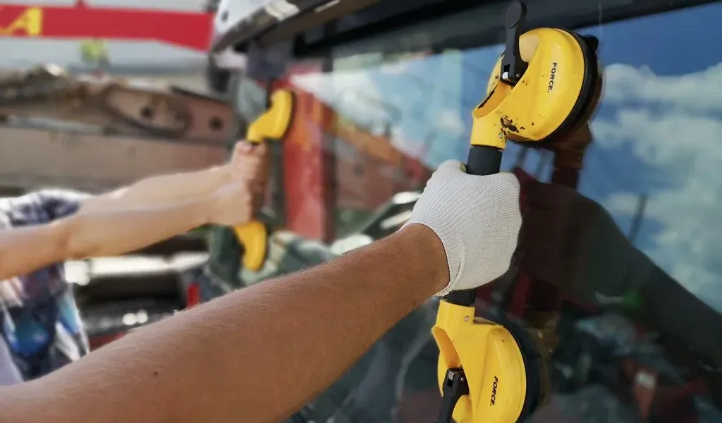 Same-Day Windshield Repair in Atlanta: Fast Chip and Crack Fixes