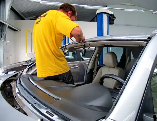 Same Day Windshield Replacement in Atlanta: Why Speed Matters for Safety