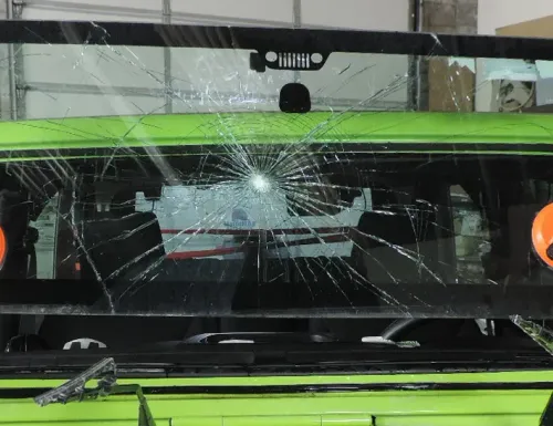 How long does windshield replacement take? Complete timeline guide