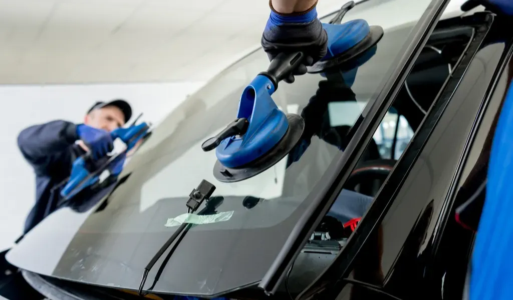 How to Identify Windshield Damage: Chips, Cracks, and When to Act
