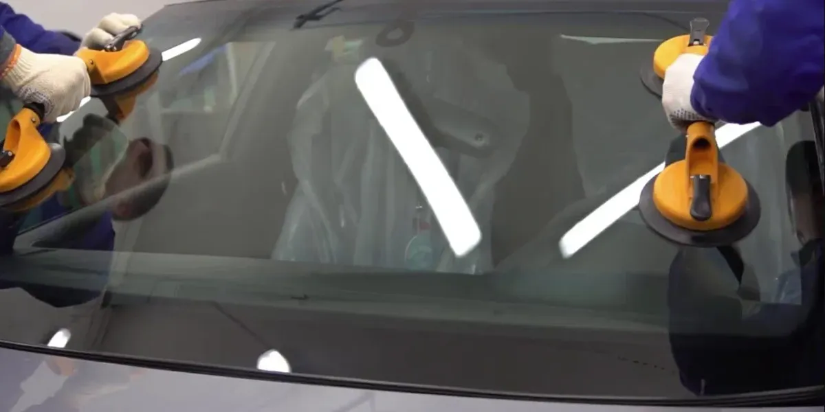 Mobile Auto Glass Repair in Atlanta, GA: Convenience at Your Doorstep