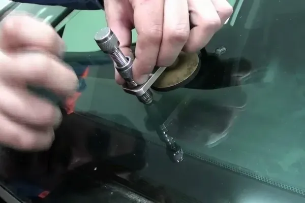 Mobile Windshield Service in Sandy Springs