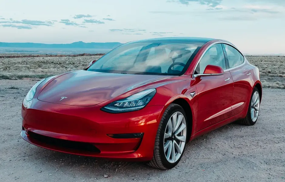 Tesla Model 3 windshield repair & replacement in Atlanta, GA