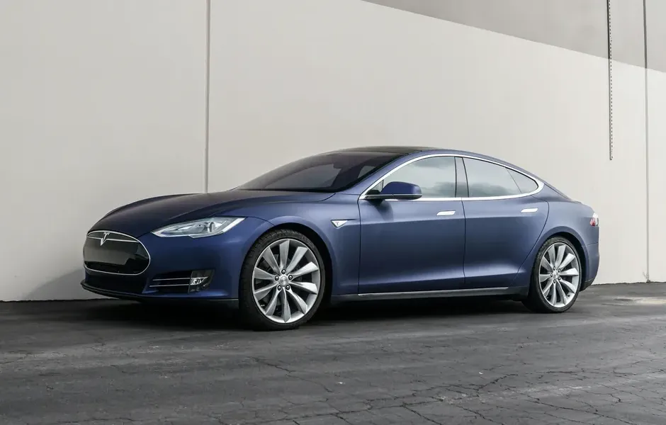 Tesla Model S windshield repair & replacement in Atlanta, GA