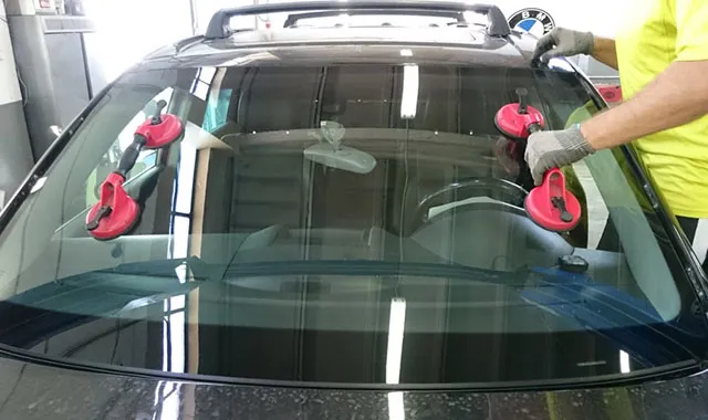 Auto Glass Needs by Vehicle Type: Sedans, SUVs, Trucks, and More