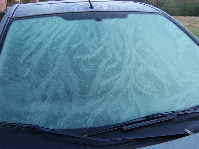 How to Deice Your Windshield Safely Without Causing Cracks