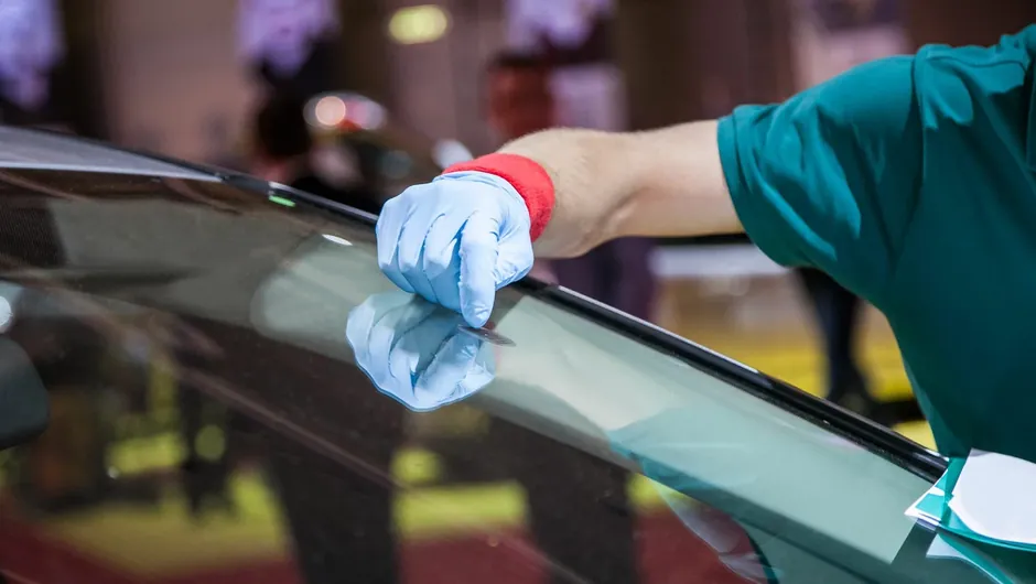 Using insurance to cover a windshield replacement or repair in Atlanta