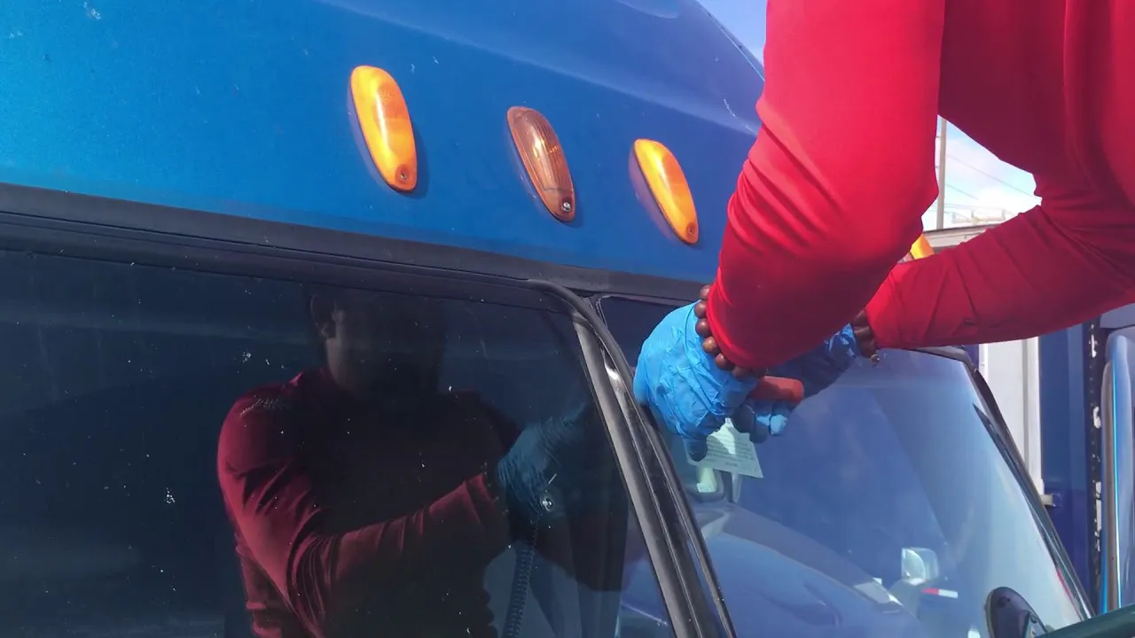 Windshield Replacement for Commercial Vehicles in Atlanta